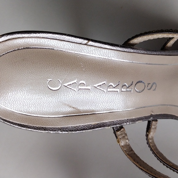 Caparros Michaela crystal embellished pewter heel sandals 8.5 - Picture 12 of 13